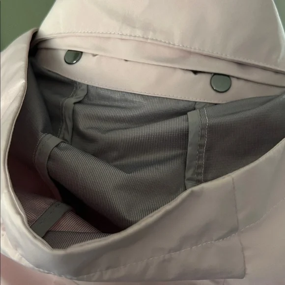 Noize Lilianna Raincoat - Picture 12 of 17